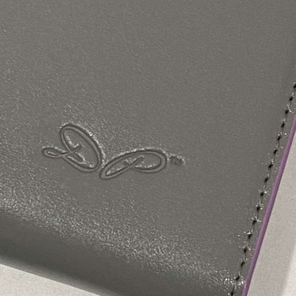 Business Portfolio/ Notebook/ Clutch - Picture 11 of 15